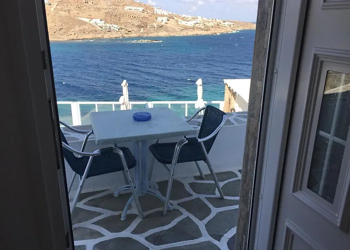 Vana Holidays אורנוס