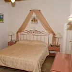 Vana Holidays Hotel