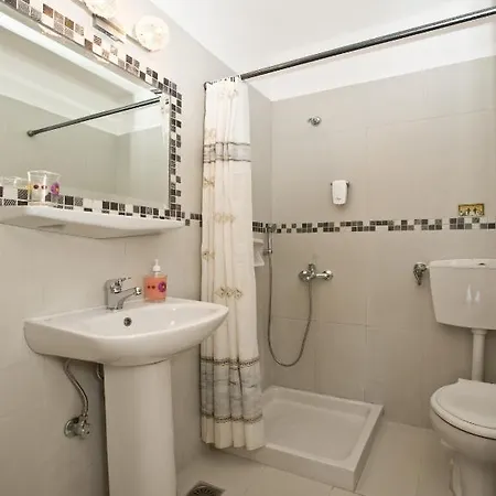 Hotel Vana Holidays 2*