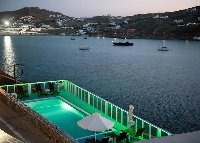 Ξενοδοχείο Vana Holidays