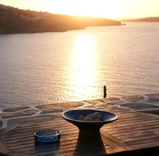 瓦那假日酒店 2*