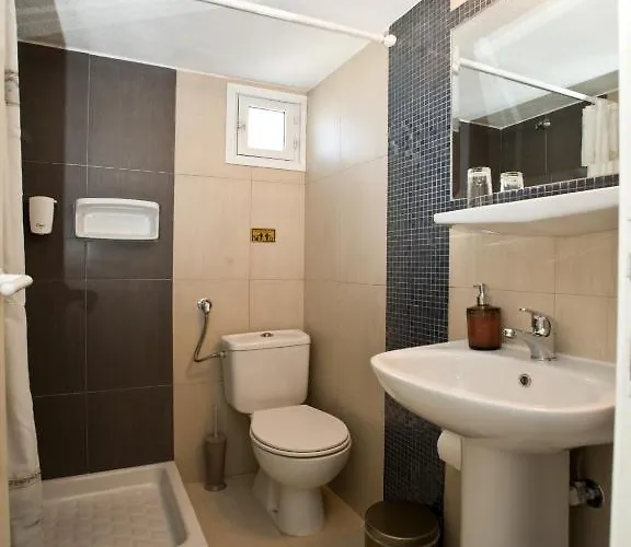 Vana Holidays Hotell 2*