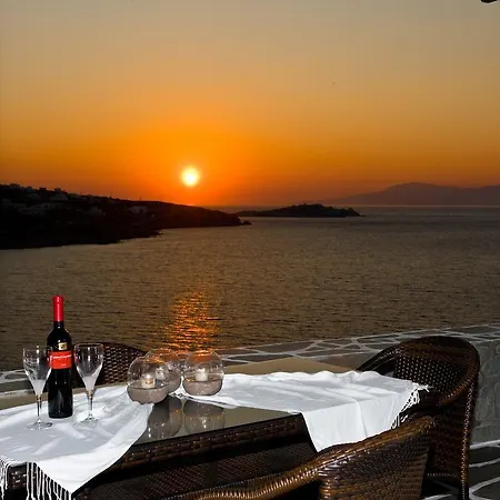 Ξενοδοχείο Vana Holidays Ορνός