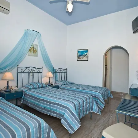 فندق Vana Holidays 2*