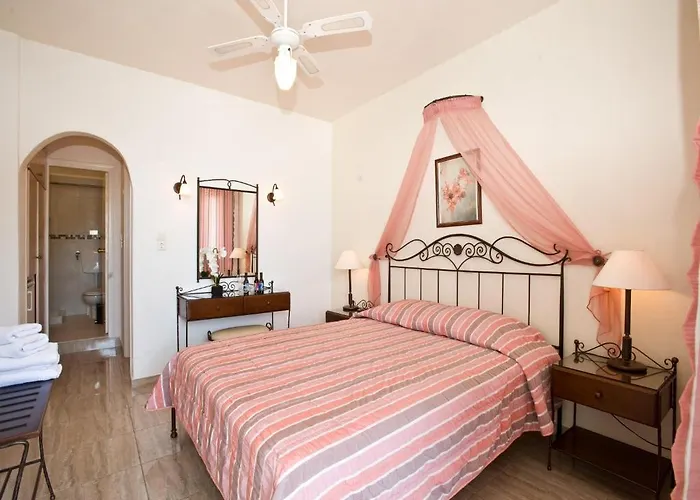 Ξενοδοχείο Vana Holidays 2*